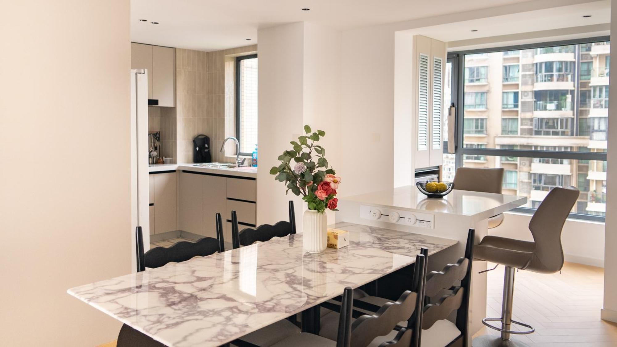 Apartment Eastern Hub - Bund Branch Quality Renovated Luxury 3bedroom, Spacious Living Fully Equipped Haiyue Garden Shanghai