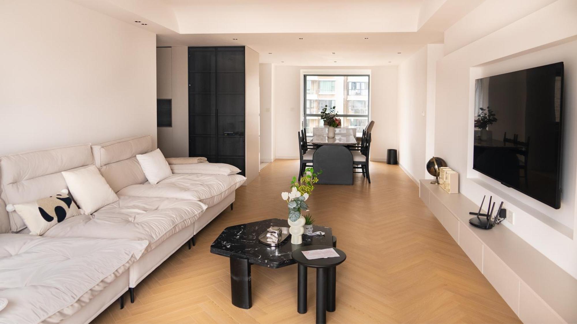 Apartment Eastern Hub - Bund Branch Quality Renovated Luxury 3bedroom, Spacious Living Fully Equipped Haiyue Garden